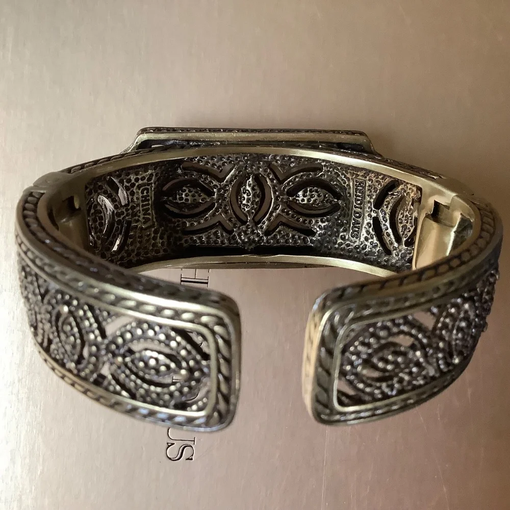 Heidi Daus Tastemaker Crystal Accented Cuff Bracelet SZ S/M
